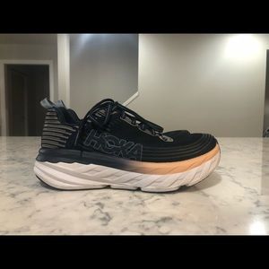 Hoka One One Bondi 6